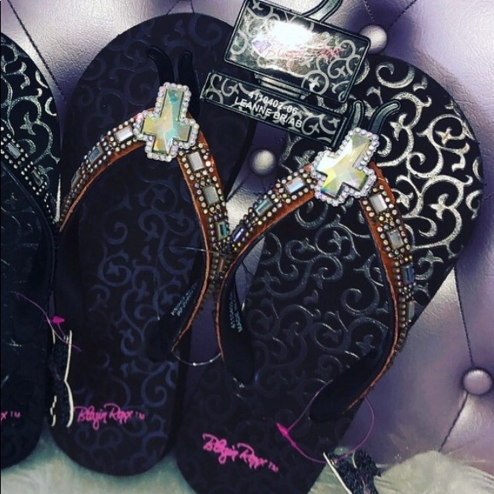 Blazin Roxx Brown Rhinestone Cross Flip Flops